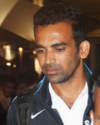 Zaheer Khan at Indian Cricket Team at Mumbai Airport