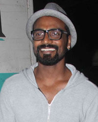 Remo D'Souza on the Sets of Flying Jatt Remo D'Souza on the Sets of Flying Jatt