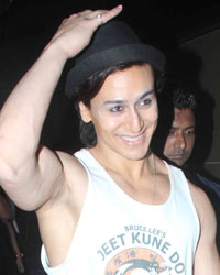 Tiger Shroff at Jacqueline and Tiger on the Sets of Flying Jatt