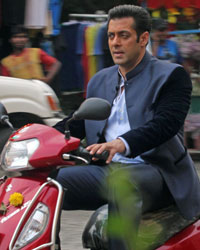 Salman Khan at Jai Ho Shoot