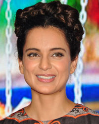 Kangana Ranaut at Katti Batti Promotion MMK College