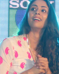 Kehta Hai Dil Jee Le Jara Lunch