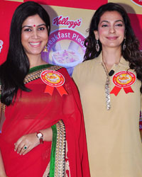 Sakshi Tanwar and Juhi Chawla Sakshi Tanwar and Juhi Chawla