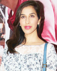 Sophie Choudry at Ki and Ka Movie Special Screening