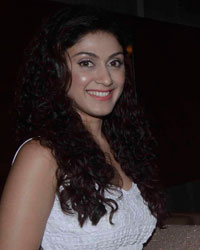 Manjari Fadnis at Kis Kisko Pyaar Karoon Trailer Launch