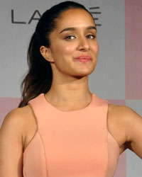 Shradha Kapoor at Lakme 9 to 5 Weightless Mousse Foundation Launch