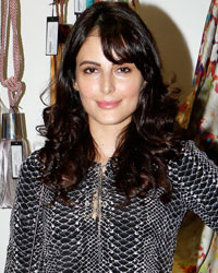 Mandana Karimi at Latest Diwali Collection by D`Decor