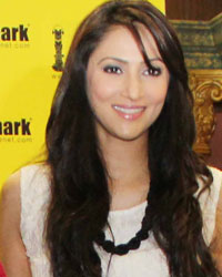 Nidhi Sureka and Rishina Kandhari at Launch of Children Book 3 Steps Up