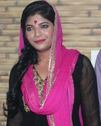 Sshakshi Chovan Sshakshi Chovan