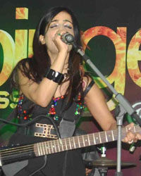 Leena Mogre's Binge Sessions Leena Mogre's Binge Sessions