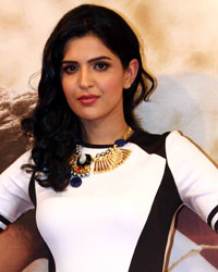 Deeksha Seth at Lekar Hum Deewana Dil Music Launch