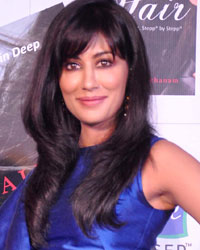 Aparna Santhanam and Chitrangada Singh Aparna Santhanam and Chitrangada Singh