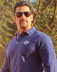 Salman Khan at Little Hearts Marathon First Edition