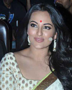 Sonakshi Sinha and Ranveer Singh Sonakshi Sinha and Ranveer Singh