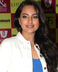 Sonakshi Sinha at Lootera Promotion