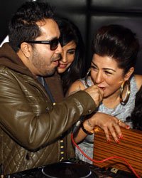 Mika Singh, Hard Kaur and Harshdeep Kaur