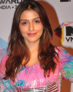 Aarti Chhabria at MTV Video Music Awards 2013