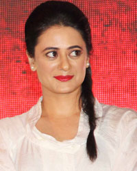 Summet Nijwan and Mona Vasu Summet Nijwan and Mona Vasu