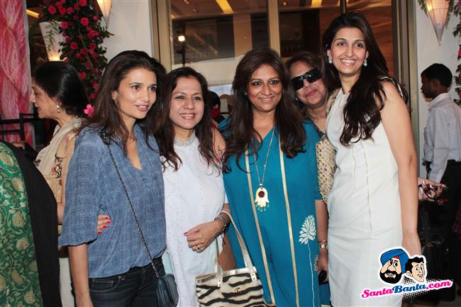 'Mana Shetty' Araaish Exhibition