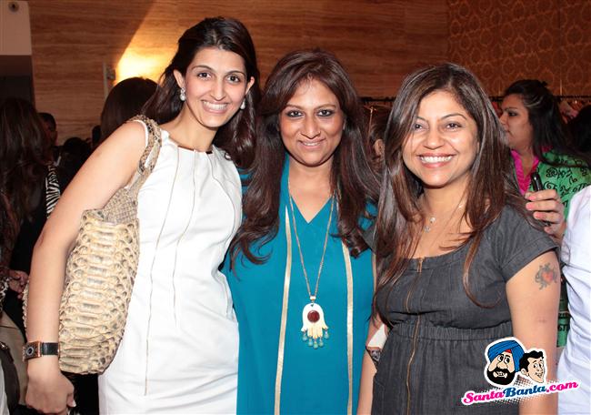 'Mana Shetty' Araaish Exhibition