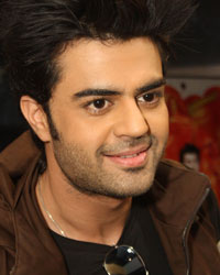 Manish Paul at Manish Promotes Mickey Virus