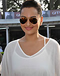 Sonakshi Sinha at Metro Motors Auto Hangar Race