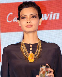 Diana Penty at Micromax Unveils Latest Canvas Phone