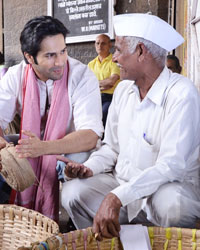 Varun Dhawan at Mission Sapne