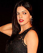 Sara Loren at Murder 3 First Look Launch