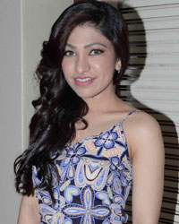 Tulsi Kumar Tulsi Kumar
