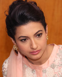 Gauhar Khan at Oh Yaara Ainvayi Ainvayi Lut Gaya Promotion