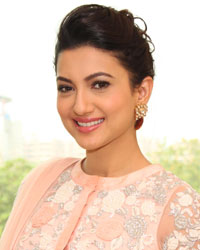 Gauhar Khan at Oh Yaara Ainvayi Ainvayi Lut Gaya Promotion