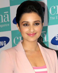 Parineeti Chopra at Parineeti Launches Samsung Galaxy Note 3