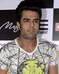 Manish Paul at Party Animals Song Launch