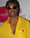 Milind Soman at Pinkathon 2012