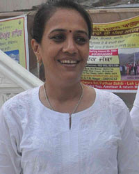 Prayer Meeting for TV Actor Pratyusha Banerjee