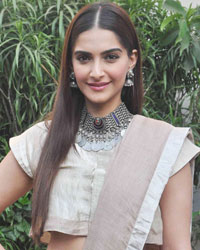 Sonam Kapoor at Prem Ratan Dhan Payo Success Press Meet