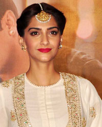 Sonam Kapoor at Prem Ratan Dhan Payo Trailer Launch