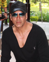 Akshay Kumar at Press Meet to Promote Singh is Bliing