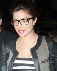 Priyanka Chopra at Priyanka and Farhan at Airport