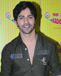 Varun Dhawan at Promotion of Humpty Sharma Ki Dulhania