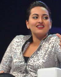 Sonakshi Sinha and Akhsay Kumar