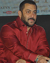 Salman Khan at Promotion of Movie Prem Ratan Dhan Payo