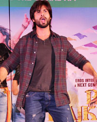 Shahid Kapoor at Promotion of Movie R Rajkumar