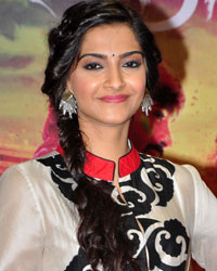 Sonam Kapoor at Promotion of Raanjhanaa