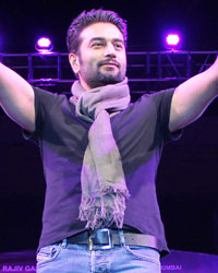 Shekhar Ravjiani at Purani Jeans Movie Promotion