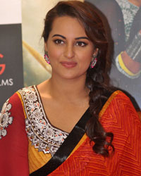 Sonakshi Sinha at R Rajkumar Movie Promotion