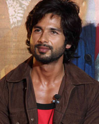 Shahid Kapoor at R Rajkumar Theatrical Trailer Launch