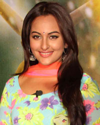 Sonakshi Sinha at R Rajkumar Theatrical Trailer Launch