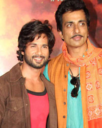 Shahid Kapoor and Sonu Sood